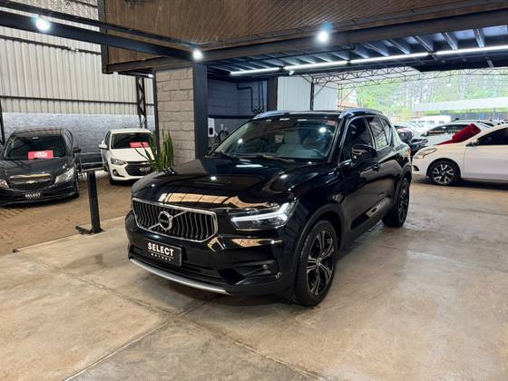 VOLVO XC40 2.0 T4 GASOLINA INSCRIPTION GEARTRONIC VOLVO XC40 2.0 T4 GASOLINA INSCRIPTION GEARTRONIC